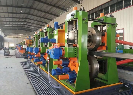 Lamine la máquina de la fabricación de la tubería de acero del Cs 10-30m/Min 165m m