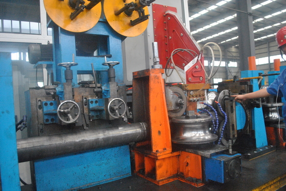50x50-140x140mm Máquina de acero al carbono de alta precisión del molino de tubos cuadrados