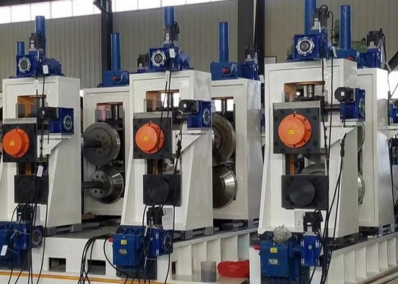 50 X 50 - 100 X 100 mm Línea de producción de tuberías soldadas de alta precisión Molino automático de tubos