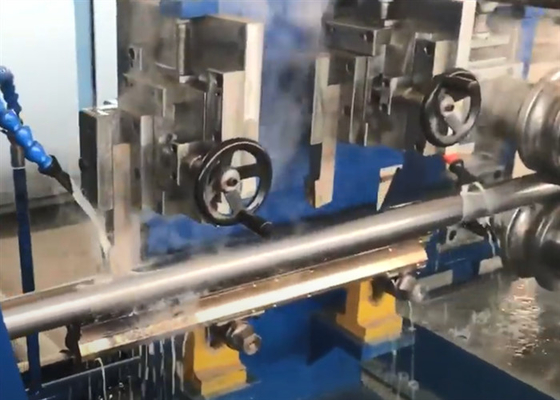 Control de PLC Máquina de molino de tuberías de acero al carbono de corte en frío para tuberías de alta precisión