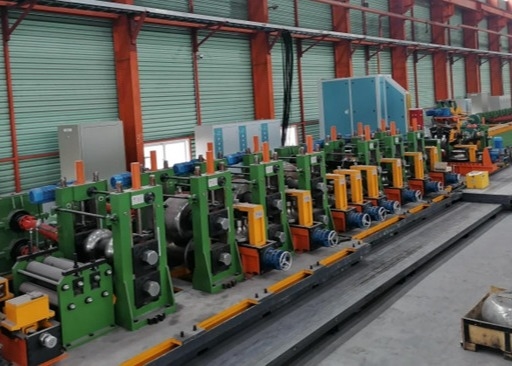Línea de molino de tubos de precisión Velocidad máxima 50 M / min Diámetro 219 mm espesor 3 - 9 mm