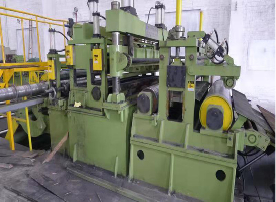 Ancho máximo 1600 mm espesor máximo 4 mm Máquina de corte de línea de acero de alto rendimiento