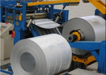 Peso máximo de la bobina 35000Kg 3 ~ 14 mm × 1600 mm Máquina de corte de acero de bobina de metal