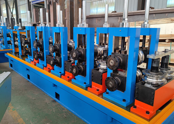 Molino de tuberías de precisión Equipo de fabricación de tuberías totalmente automatizado, molino de tuberías ERW duradero ISO9001