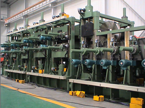 16''API máquina de fabricación de tuberías FF moldeado, línea de producción de tuberías de acero con fácil operación