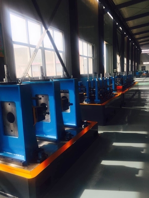 Línea de molino de tubos de acero galvanizado ERW Hf Color azul Ahorro de energía 120m / min Velocidad de funcionamiento