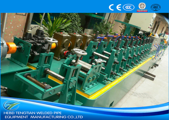 Máquina de fabricación de tuberías metálicas de control PLC de grado 235 Producción continua