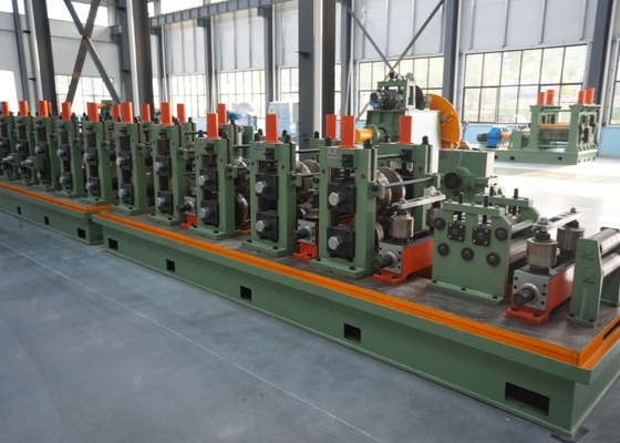 Máquina de fabricación de tubos de acero de gran diámetro API 5L / máquina de fabricación de tubos de metal