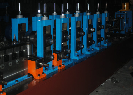 SS ERW Hf Línea de molino de tubos / máquina de fabricación de tuberías de acero con bajo contenido de carbono