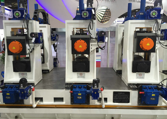 Máquina de fabricación de tubos metálicos de alta eficiencia / molino de tubos cuadrados