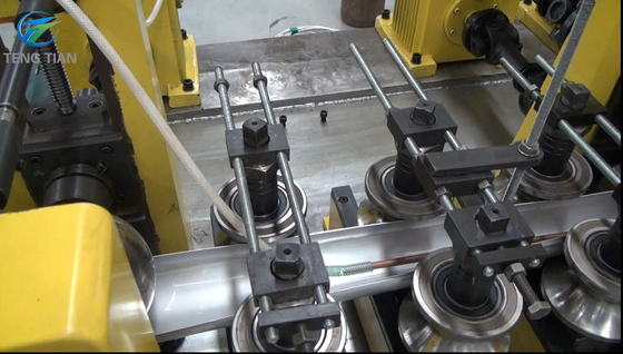 Línea de producción de tuberías de acero Máquina de fabricación de tubos Máquina de molino de tubos