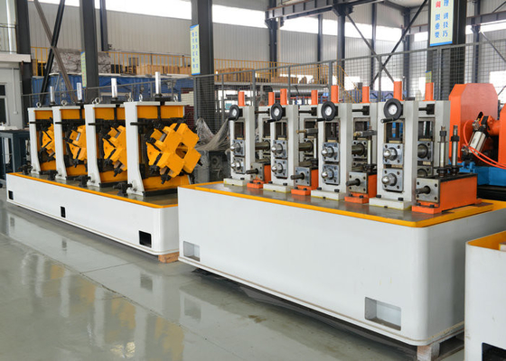 Industria automotriz completa 89Mm Molino automático de tubos Soldadura de alta frecuencia para tuberías cuadradas