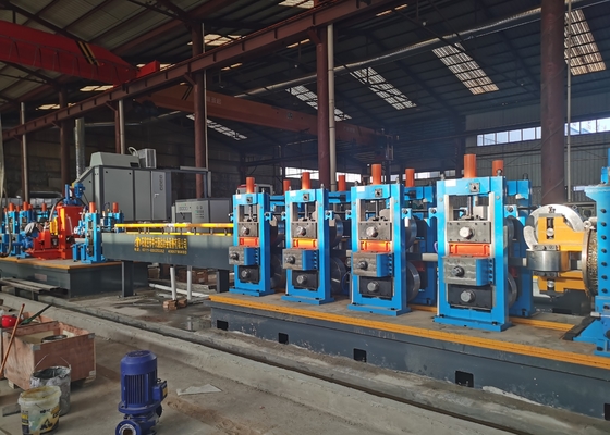 Línea de producción de tuberías de acero de alta velocidad para interiores 3-8mm 600KW 380v/440v