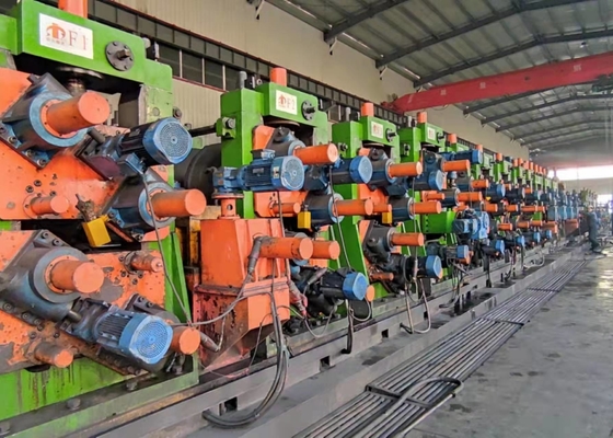 Máquina de molino de tubos HG 200x200 para la producción de tubos cuadrados de 10 mm