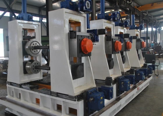 Molino de tubo automático de Hrc de la alta exactitud para la tubería de acero de los materiales de construcción