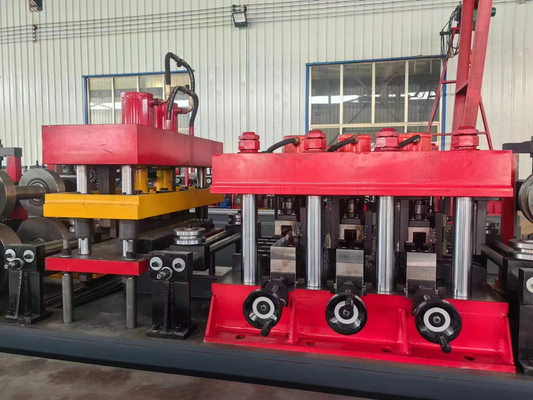 Máquina de fabricación de tubos de acero eficiente 380V 3 Fase 50Hz Potencia 7.5KW