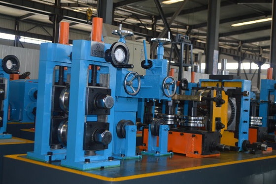 Tubo automático del molino de tubo de la soldadura ERW HG32 que forma poder de la máquina 300kw